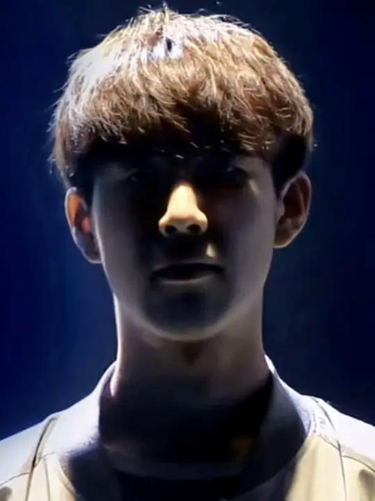 官方分享《 Arcane 2》上海首映活动照：演员万茜 +一众声优登台